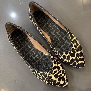 Vionic Caballo Women Shoes Tan Leopard Flats Calf Hair Slip On Loafers Size 7M